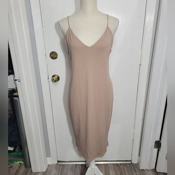 Mikey and joey tan tight fitted dress - Picture 1 of 10